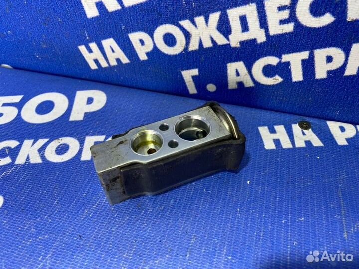 Клапан кондиционера Toyota Camry 40 седан 2007