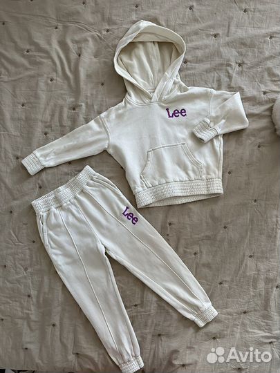 Костюм hm lee 104