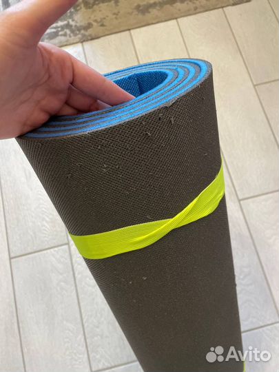 Коврик для йоги и фитнеса