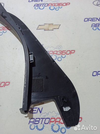 Накладка боковой двери задняя левая Ford Focus 3