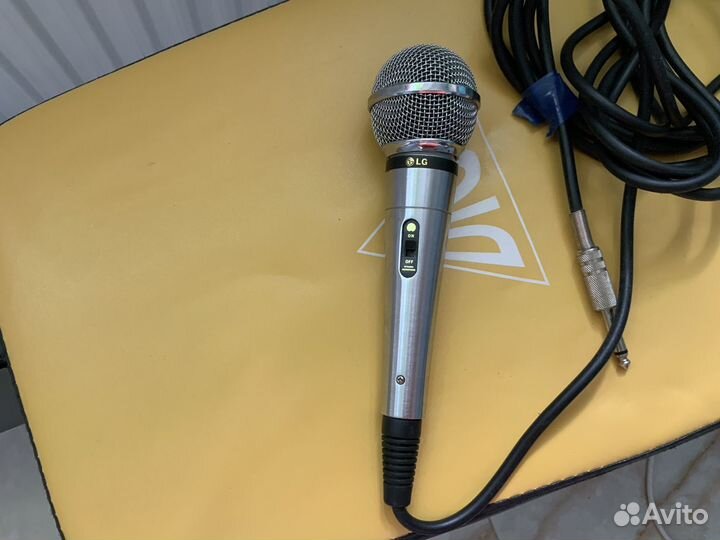 Микрофон для караоке lg