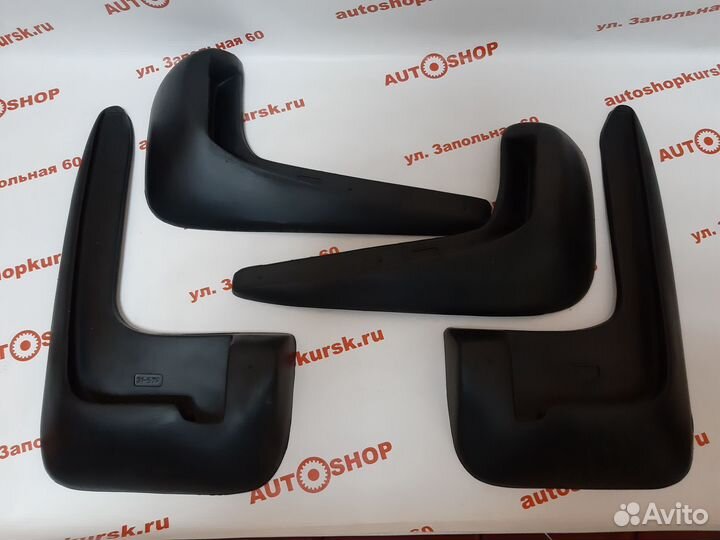 Брызговик передний Hyundai Solaris Солярис