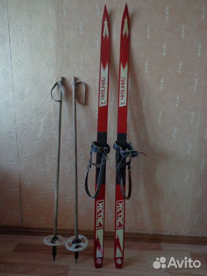 Лыжи деревянные с палками СССР