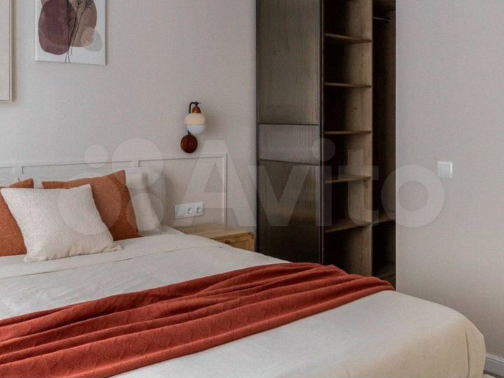 2-к. квартира, 58 м², 5/33 эт.