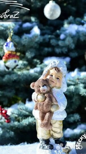 Фигурка новогодняя