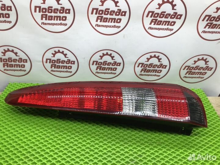 Задний фонарь Ford Fusion 2002-2012