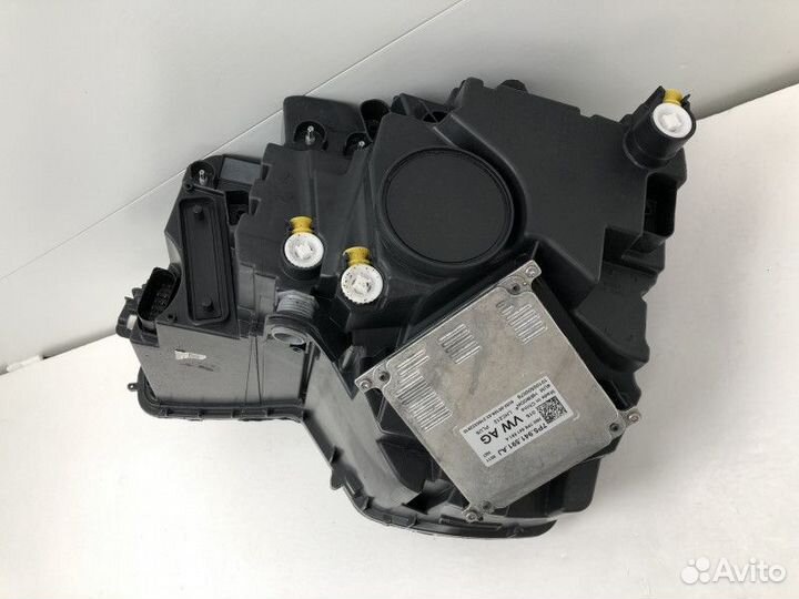 Фара правая Skoda Karoq