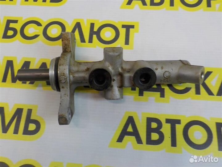 Цилиндр тормозной главный Toyota Corolla (E120) 2