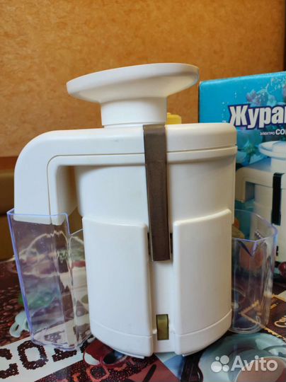 Соковыжималка электрическая журавинка свсп 102П