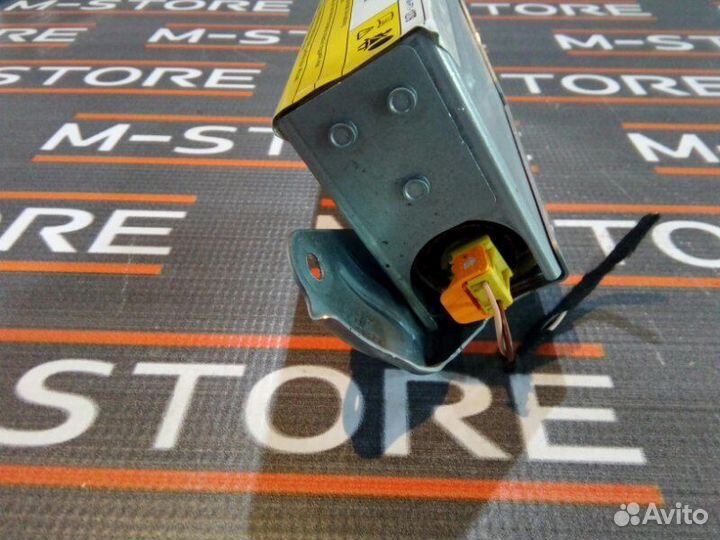 Подушка безопасности боковая задняя левая