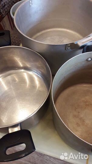 Кастрюли казан тарелки