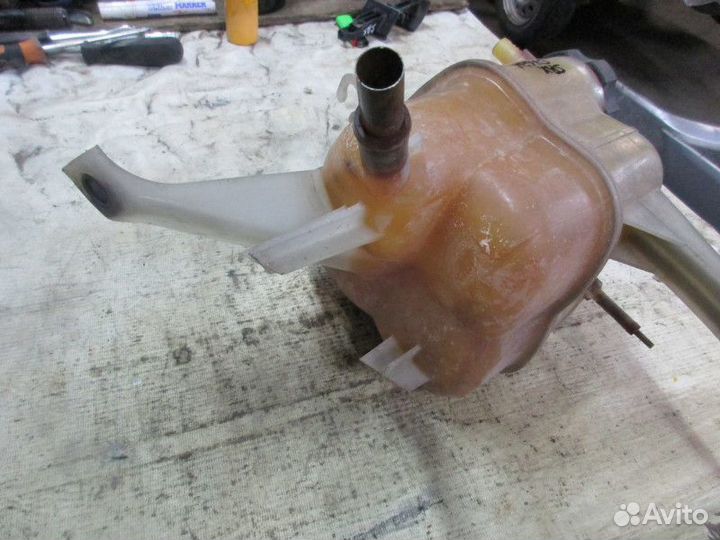 Бачок расширительный Cadillac SRX 2003-2009 (25767