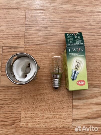 Патрон и лампочка от электроплиты