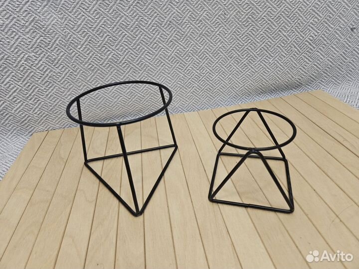 Подставка для кашпо