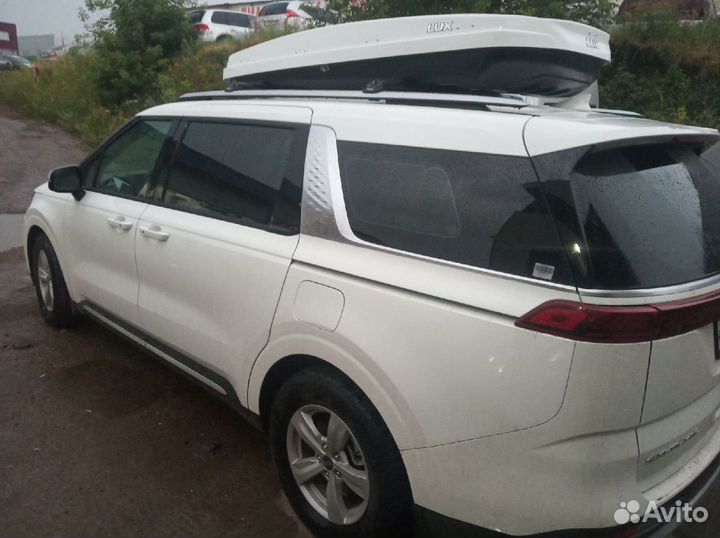 Автобокс Kia Carnival 2021 глянец белый