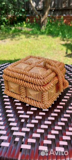 Шкатулка из соломки