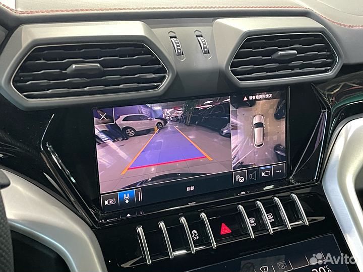 Lamborghini Urus 4.0 AT, 2023, 490 км