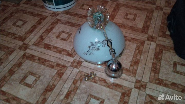 Люстра с одним плафоном для кухни