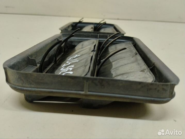 Решетка вентиляционная Nissan Terrano D10 2014