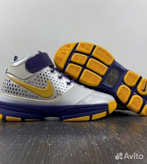 Кроссовки Nike