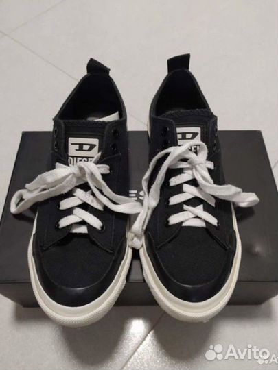 Кеды белые Guess, черные Diesel оригинал