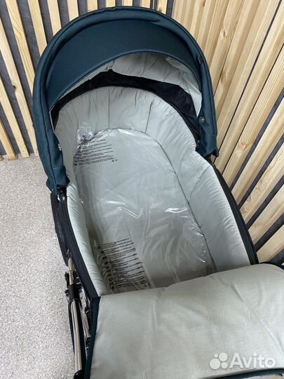 Коляска на классической раме roan bass Next