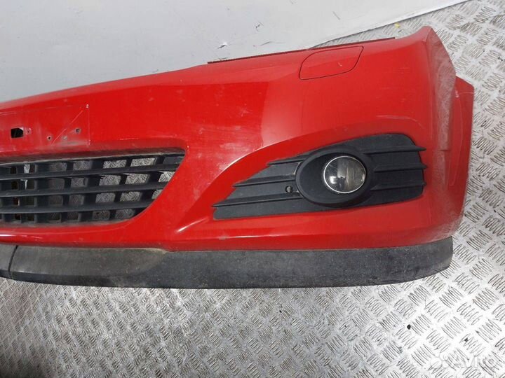 Бампер передний Opel Astra H/Astra Family H