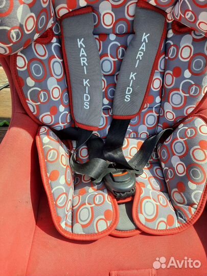 Автомобильное кресло