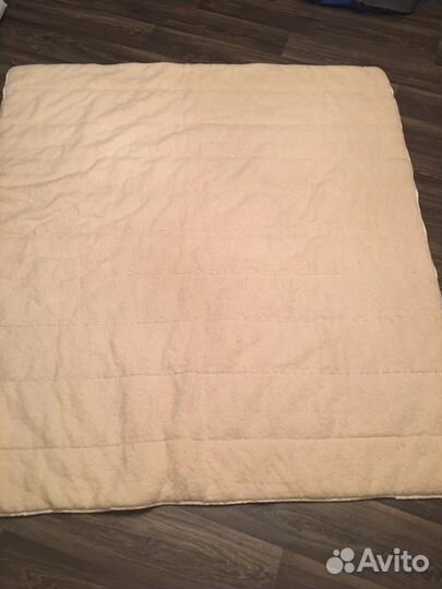 Одеяло из овечьей шерсти 170/185