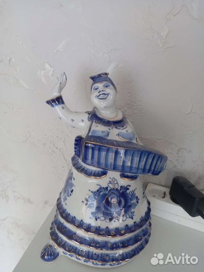 Скульптура фарфор Гжель