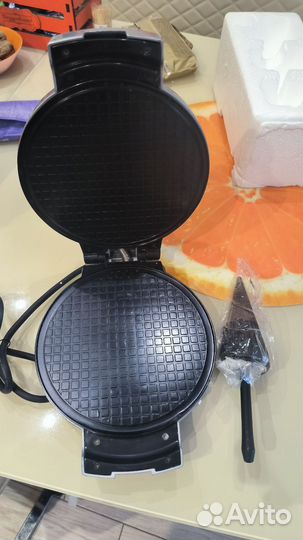 Вафельница Maxwell mw-1571 sr