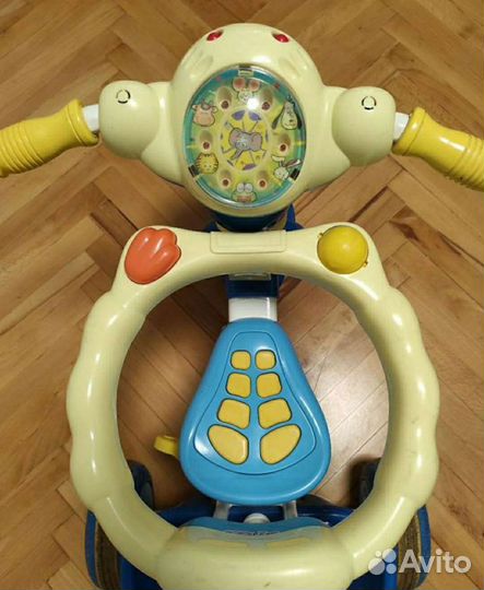 Детский трехколесный велосипед с ручкой и музыкой