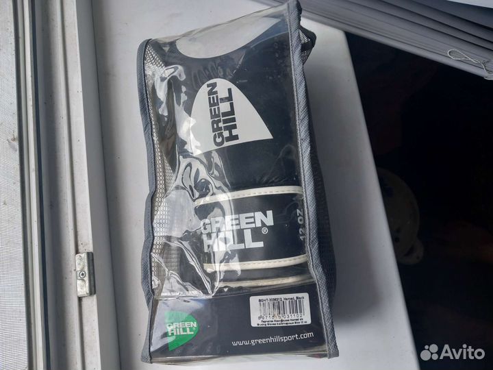 Боксерские перчатки 12 oz