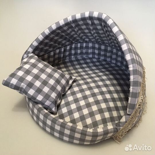 Домик лежанка для кошки и собаки