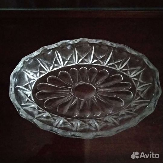 Хрустальная ваза