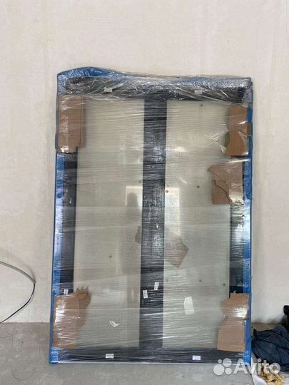 Дверь алюминиевая входная новая