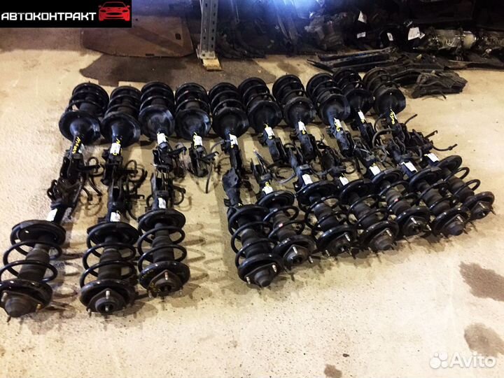 Стойки в сборе Mitsubishi Outlander XL