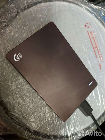 Внешний жесткий диск Seagate 2 Tb и 1 tb