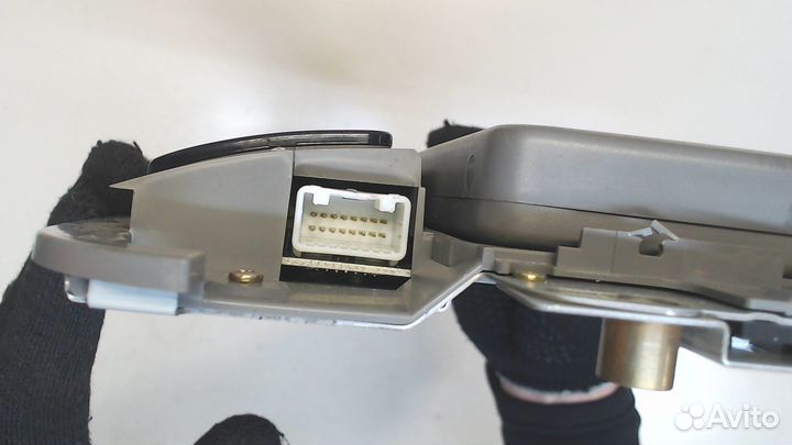 Дисплей мультимедиа Lexus GX, 2004