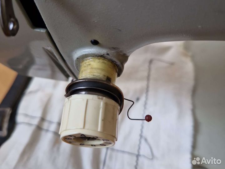 Швейная машинка чайка 132м