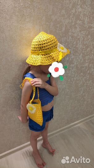Шляпка и сумочка для девочки
