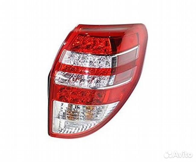 Фонарь правый задний в крыло Toyota Rav4