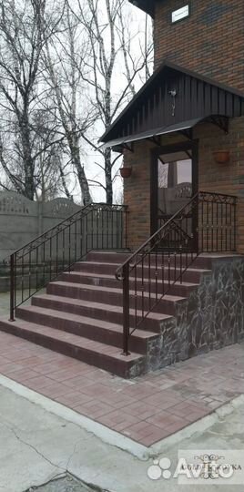 Кованые перила на крыльцо