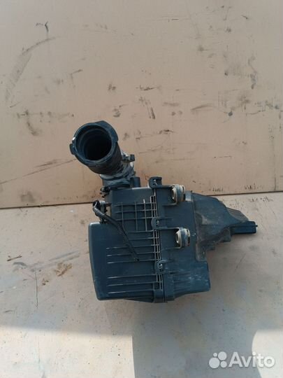Корпус воздушного фильтра 2.2L. Mazda 6GJ.Оригинал