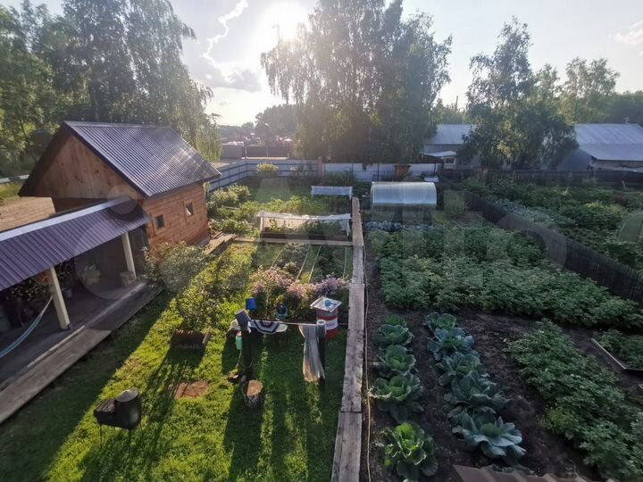 Дом 58 м² на участке 8 сот.