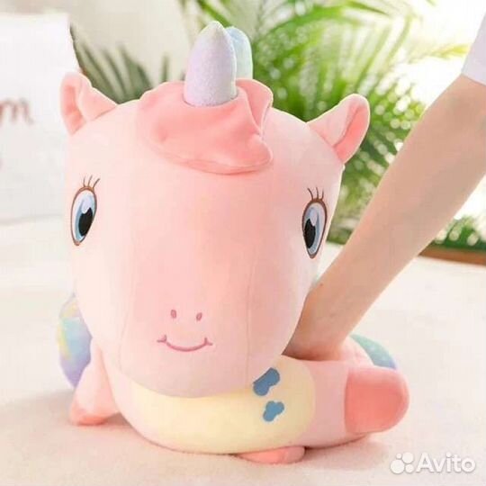 Игрушка Единорог с пледом