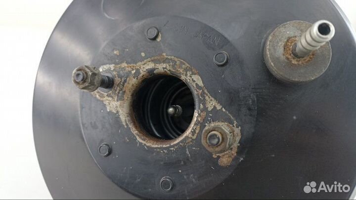 Вакуумный усилитель тормозов Toyota Verossa GX110