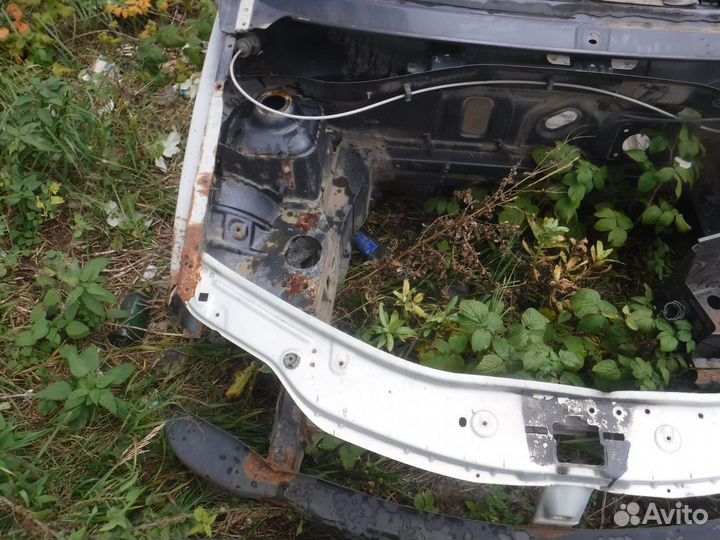 Телевизор (передок кузова) Renault Logan 2008