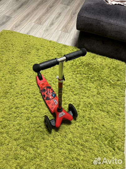 Самокат детский трехколесный