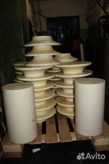 Втулки, шестеренки из капролона (полиамида-6)